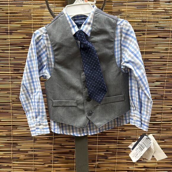 Nautica 2-Pc. Machine Washable Sharkskin Vest, Shirt &, Toddler and Little Boys - Picture 2 of 3